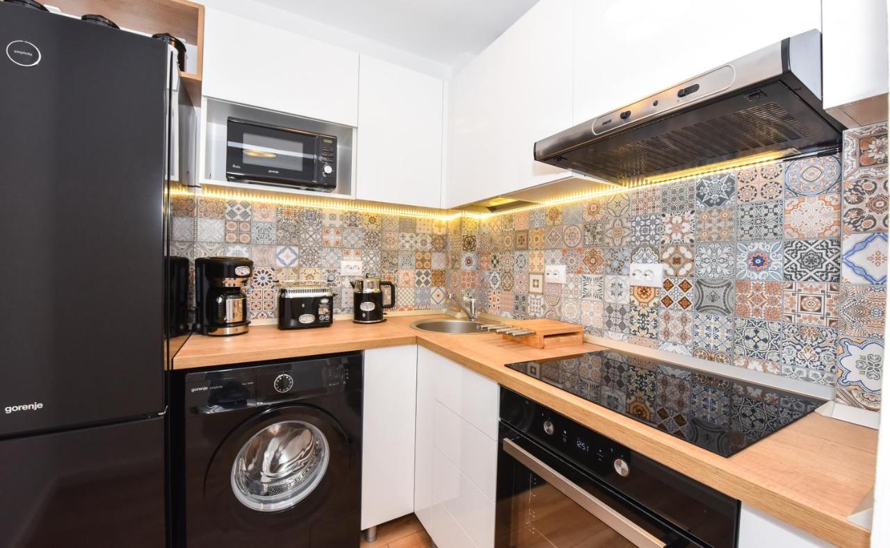 Highstyle Downtown Apartment Boekarest Buitenkant foto