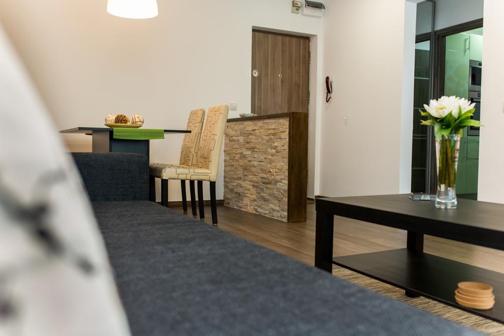 Highstyle Downtown Apartment Boekarest Buitenkant foto